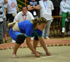 Atleta de Suzano conquista 13º título brasileiro de sumô