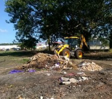 Prefeitura retira mais de 160 caminhões de lixo do Jardim Santos e Vila Urupês