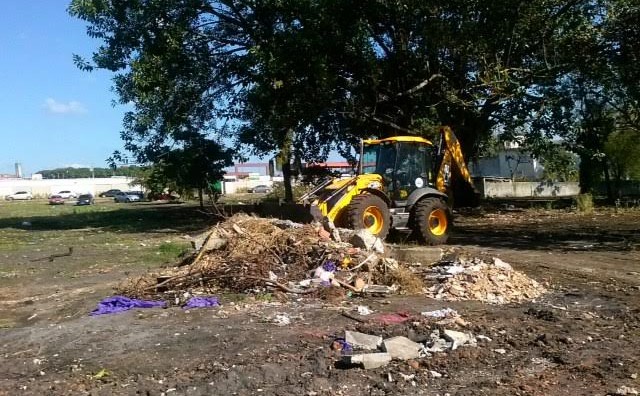 Prefeitura retira mais de 160 caminhões de lixo do Jardim Santos e Vila Urupês