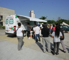 Semana de combate a hepatite realiza 936 testes