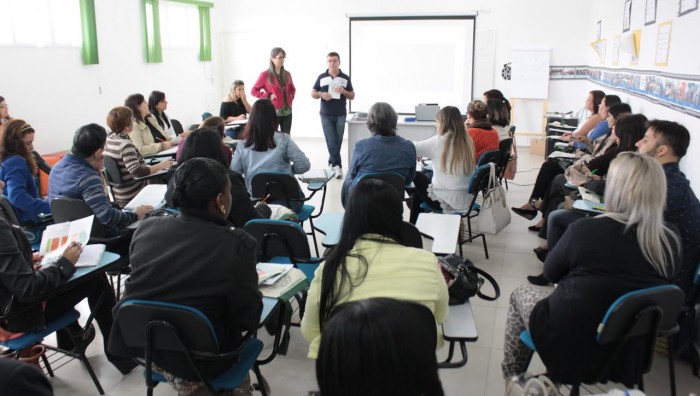 Educação promove projeto “Vida em Comunidade” nas escolas municipais