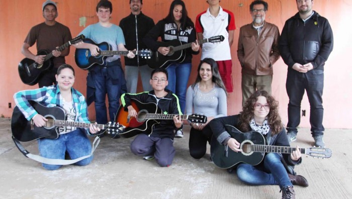 Suzano apresenta atividades de artes plásticas, dança e música