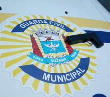 GCM de Suzano evita assalto na região central