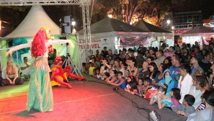 Milhares de pessoas prestigiam atividades do “Natal Feliz 2015”