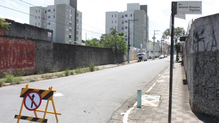 Trânsito implanta sentido único em duas ruas, na Vila Figueira e Jardim Realce