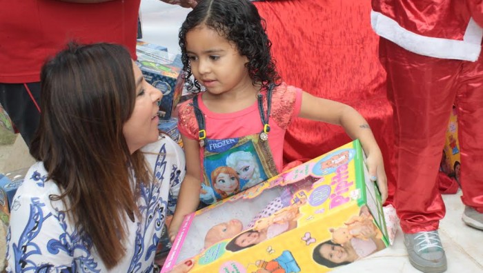Fundo Social entrega 4.500 brinquedos na região norte da cidade