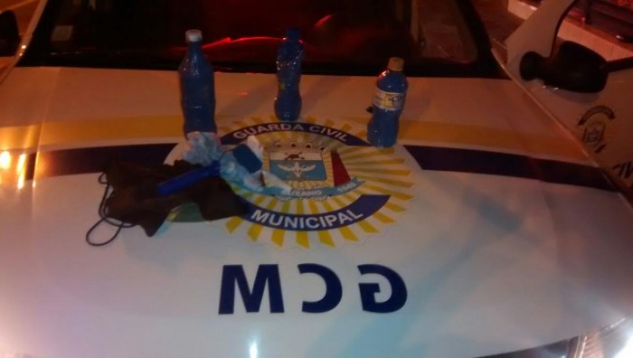GCM detém em flagrante pichador no Centro de Suzano