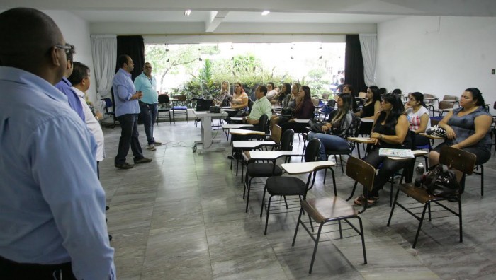 Prefeitura forma 26 alunos no curso de intérprete de Libras