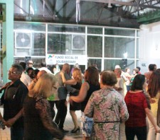 Baile do Fundo Social homenageia as mulheres