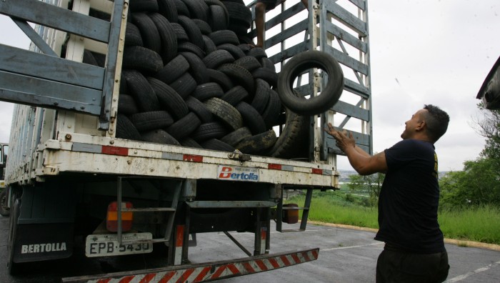 Ação para recolhimento de pneus acontece no próximo dia 3