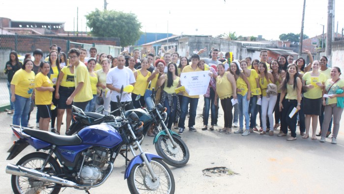 Saúde faz passeata contra a Dengue no Jardim Colorado