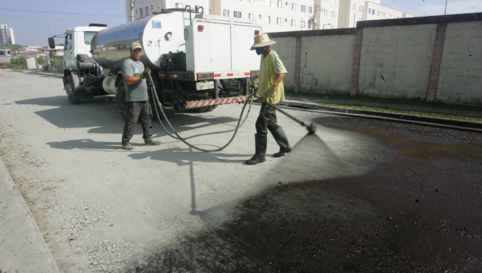 Rua Gato Cinzento recebe pavimentação