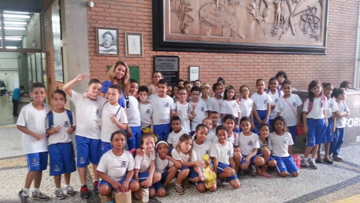 Estudantes visitam Centro de Educação e Cultura Francisco Carlos Moriconi