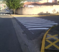 Prefeitura reforça sinalização viária no Jardim Leblon