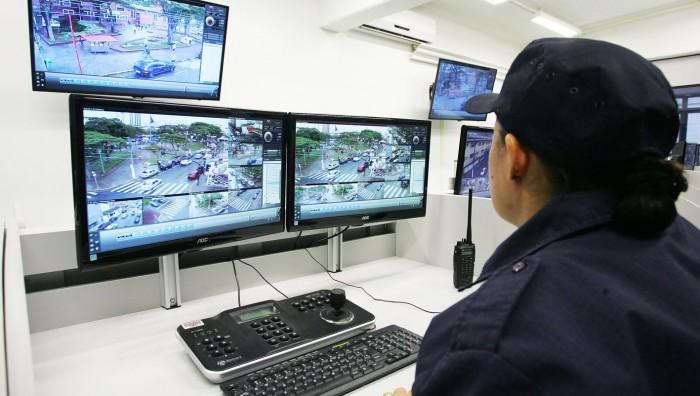 GCM detém pichadores na região central
