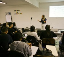 Danieli Guimarães ministra palestra sobre “Inteligência Emocional em Coaching”