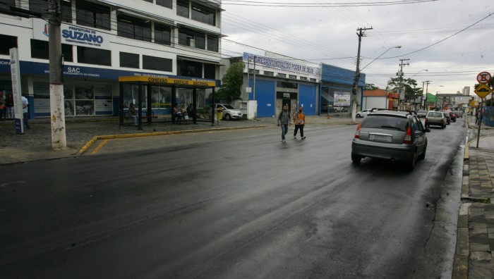 Rua Baruel ganha nova pavimentação