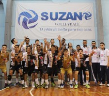 Vôlei Suzano vence o Centro Olímpico por 3 sets a 0