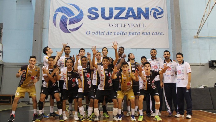Vôlei Suzano vence o Centro Olímpico por 3 sets a 0