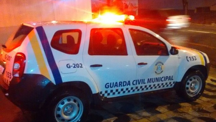 GCM prende em flagrante ladrão de celulares em frente ao Instituto Federal
