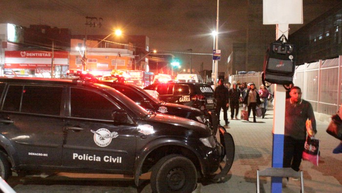 Ação integrada fiscaliza comércio ambulante na estação de trem e na Glicério