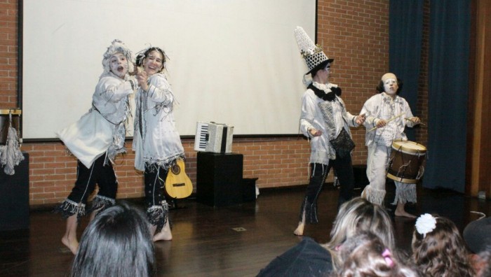 Musical infantil “O Novo Rei de Beleléu” movimenta centro cultural