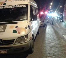 Operação integrada apreende van e táxi clandestino no Rio Abaixo
