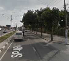 Rua Major Pinheiro Fróes será parcialmente interditada neste domingo para poda de árvores