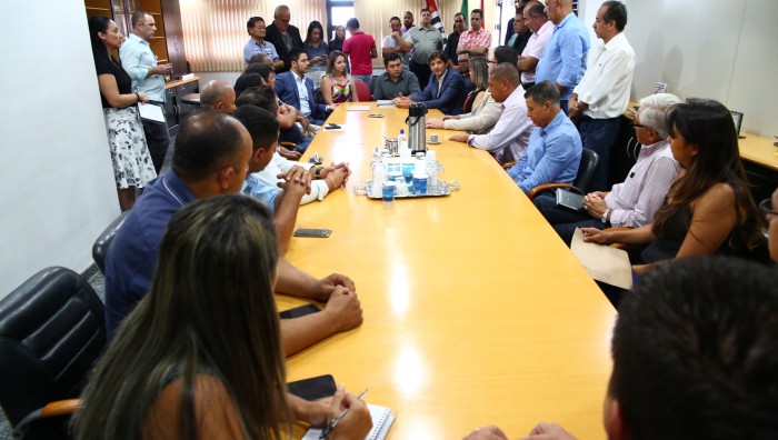Prefeitura de Suzano-SP encaminha demandas de Infraestrutura e Saúde para deputados