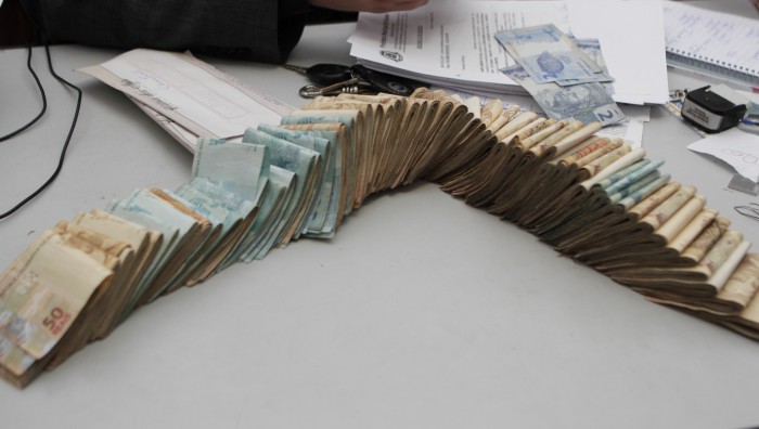 Prefeitura de Suzano-SP descobre fraude em cemitérios; servidor é suspeito de não repassar taxas
