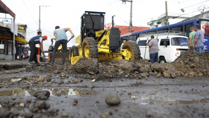 Serviços de manutenção no Jardim Dona Benta têm continuidade