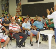Secretário de Esporte abre diálogo com dirigentes de clubes e prepara ações para o calendário amador de 2017