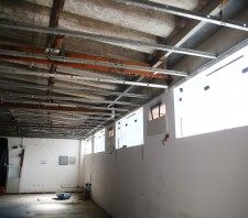 Prefeito e secretário de Saúde vistoriam obras de reforma da recepção do Pronto-Socorro Municipal