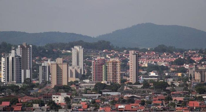 Comunidade do Jardim Santa Inês discute melhorias para o bairro com representantes da prefeitura