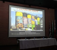 Mesa-redonda sobre arte urbana abre ciclo de debates no auditório “Orlando Digenova”