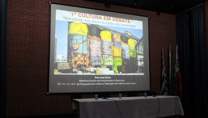 Mesa-redonda sobre arte urbana abre ciclo de debates no auditório “Orlando Digenova”