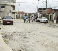 Prefeito visita Cidade Miguel Badra e promete retomada das obras no Jaguari e Planalto