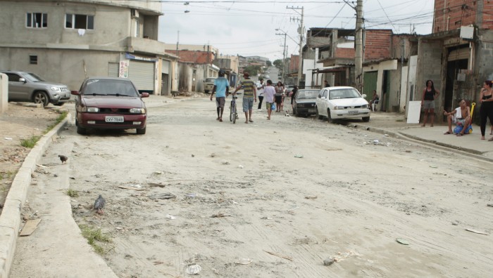 Prefeito visita Cidade Miguel Badra e promete retomada das obras no Jaguari e Planalto
