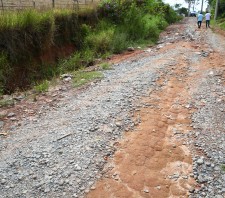 Secretarias de Obras e de Governo visitam estradas do Portão do Honda, Pedreira e Furuyama