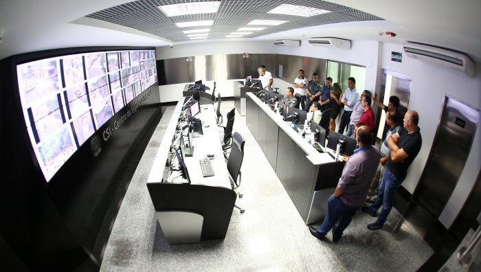 Prefeito leva comandante do 32º BPM e vereadora a  Guararema-SP para conhecerem sistema de monitoramento