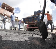 Empresa que fará serviços de tapa-buraco em Suzano-SP será conhecida na quarta-feira