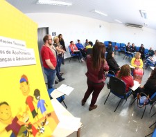 Assistência Social capacita profissionais da rede para acolhimento institucional de crianças e adolescentes