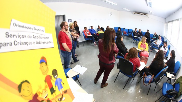 Assistência Social capacita profissionais da rede para acolhimento institucional de crianças e adolescentes