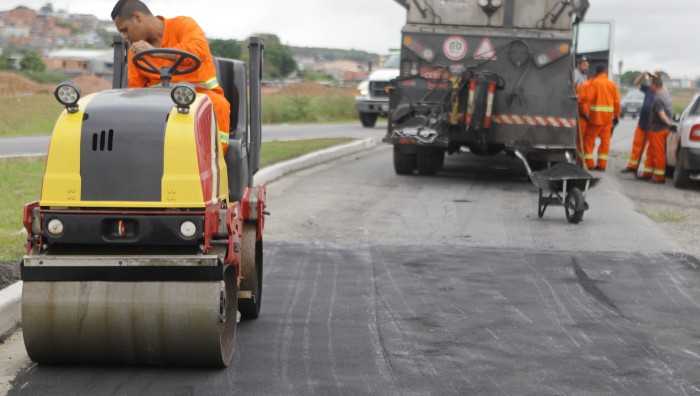 Em 45 dias, Secretaria de Manutenção e Serviços Urbanos de Suzano-SP tapa mais  de 3,3 mil buracos e aplica 618,8 toneladas de massa asfáltica em vias públicas