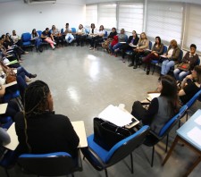 Assistência Social de Suzano-SP capacita profissionais da rede para potencializar acolhimento a crianças e adolescentes