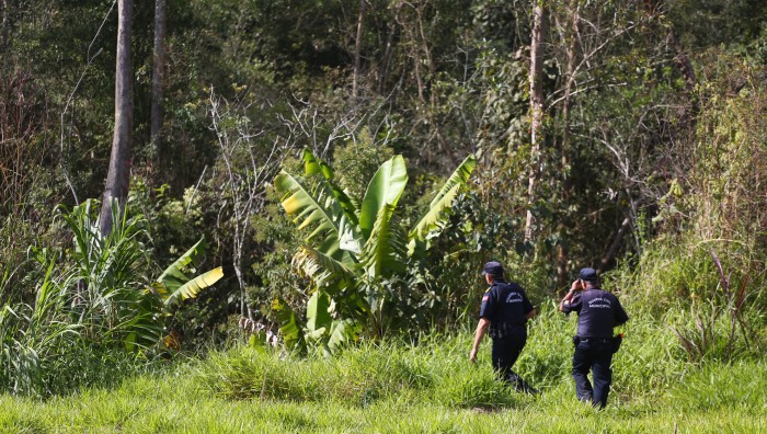 Prefeitura de Suzano-SP embarga loteamento irregular em Área de Proteção Permanente (APP) no Tijuco Preto