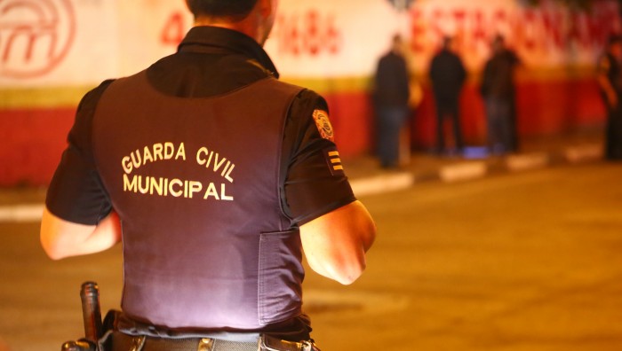 GCM de Suzano-SP e Polícia Militar autuam estabelecimento irregular no Miguel Badra Baixo