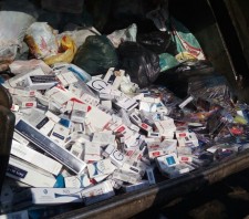 Fiscalização da Prefeitura de Suzano-SP destrói mais de 10 mil maços de cigarros