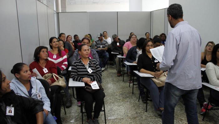 Prefeito de Suzano-SP recepciona selecionados do programa Frente de Trabalho
