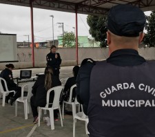 Mais de 50 famílias recebem orientação no projeto “Patrulha Maria da Penha nas Escolas” em Suzano-SP